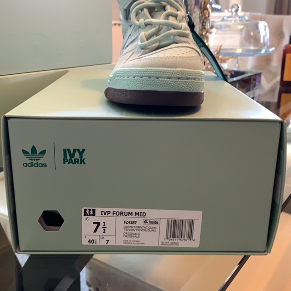 Ivy Park Forum Mid - NWT - Picture 4 of 6